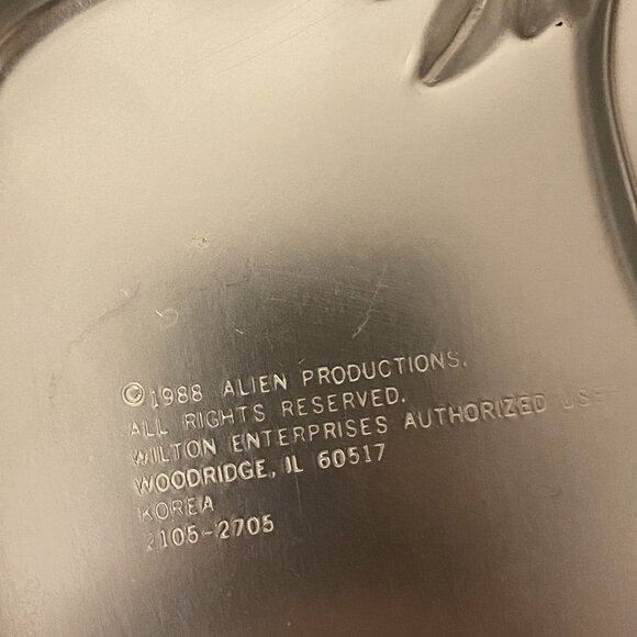 Vintage 1988 Wilton Alf The Alien Birthday Cake Pan, Alf Cake Pan, 2105-2705 - Picture 10 of 13